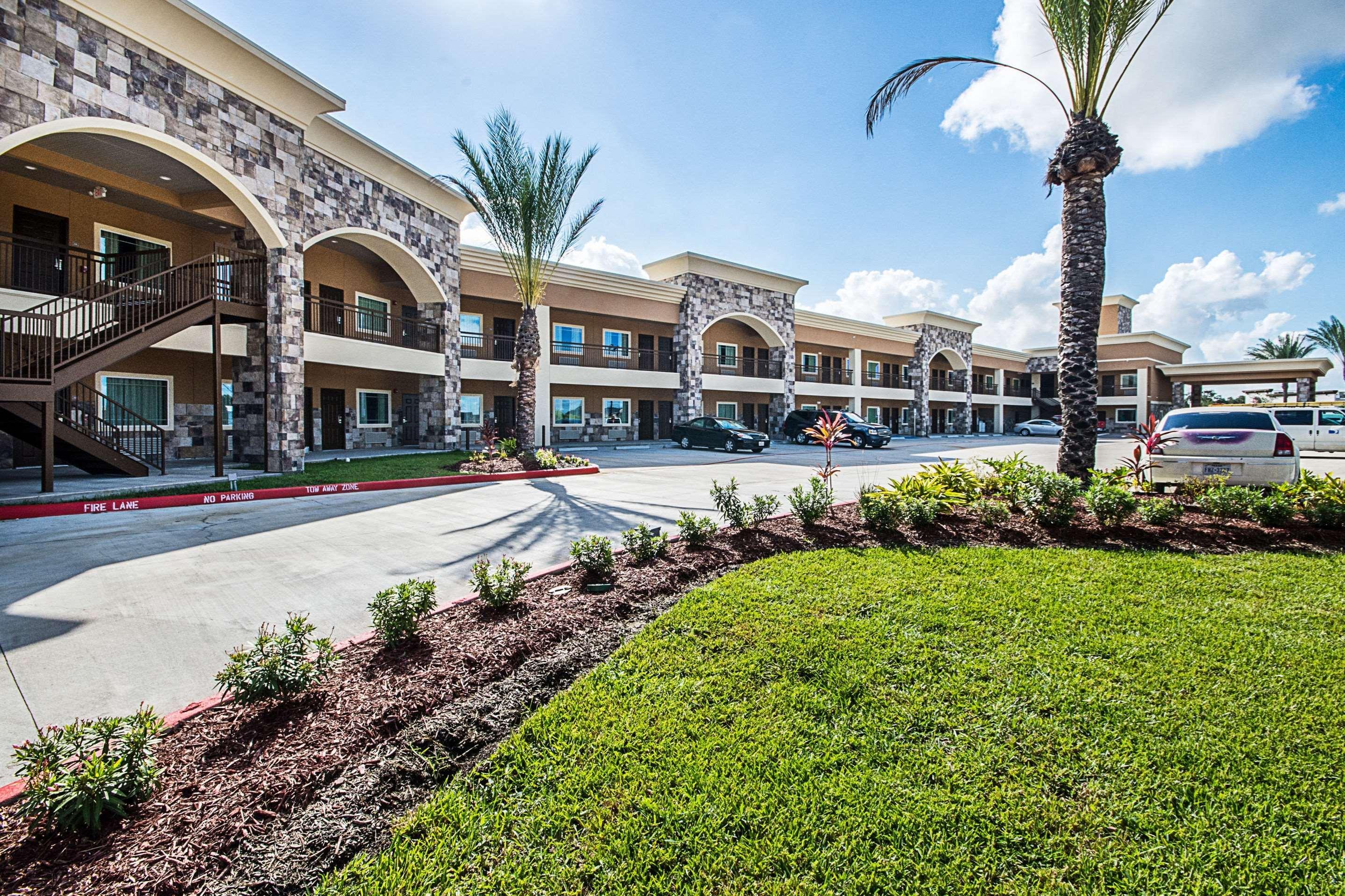 Econo Lodge Inn & Suites Houston Nw-Cy-Fair Jersey Village Exterior foto